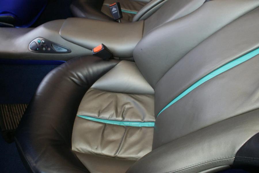 Интерьер Ford Via Concept 1989 года  (фото 41 из 65)